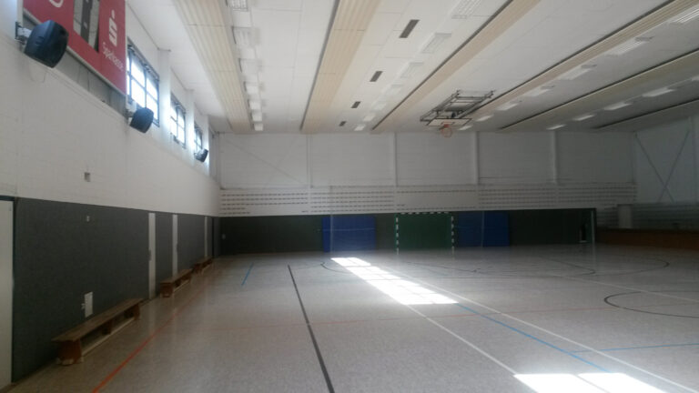 Halle nach Renovierung